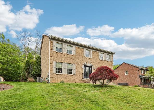 Property at 1237 Oakwood Dr, Jefferson Hills, PA 15025, 3 beds, 3.5 baths