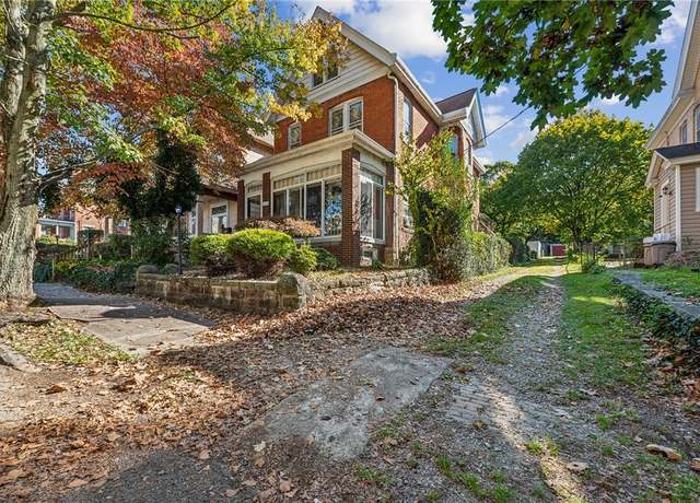 Property at 218 N 2nd St, Jeannette, PA 15644, 5 beds, 2.5 baths
