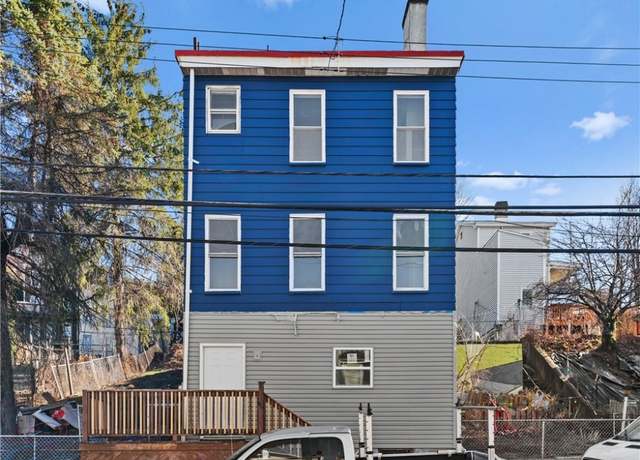 Property at 3552 Melwood Ave, Polish Hill, PA 15213, 5 beds, 2.5 baths