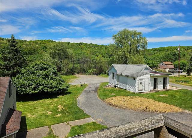 Property at 114 Leonard Rd, Washington Twp - But, PA 16040, 1 bed, 2 baths