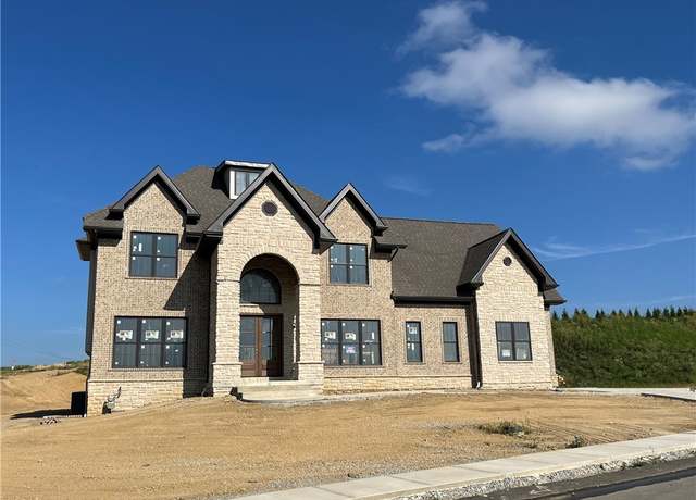 Property at 109 Victor St, Peters Twp, PA 15367, 5 beds, 4.5 baths