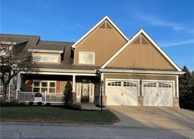 Property at 4805 Kerrianne Ln, Murrysville, PA 15668, 3 beds, 2.5 baths
