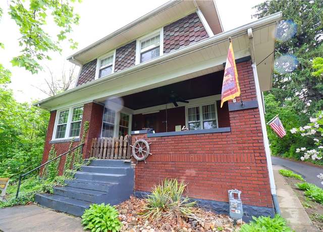 Property at 610 Overbrook Blvd, Overbrook, PA 15210, 3 beds, 1.5 baths