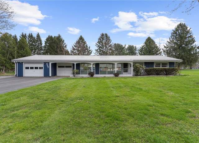 Property at 507 Moss Ln, Pymatuning Twp, PA 16125, 3 beds, 1.5 baths