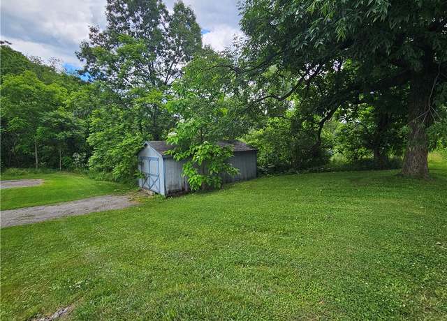 Property at 293 Acre Ave, City Of But Nw, PA 16001