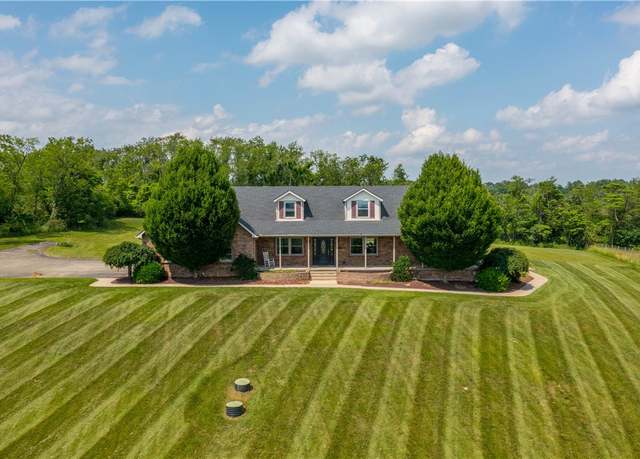 Property at 31 Sutton Ln, Hopewell - Wsh, PA 15301, 4 beds, 3.5 baths