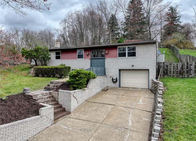Property at 2811 England Ct, Murrysville, PA 15668, 3 beds, 2 baths
