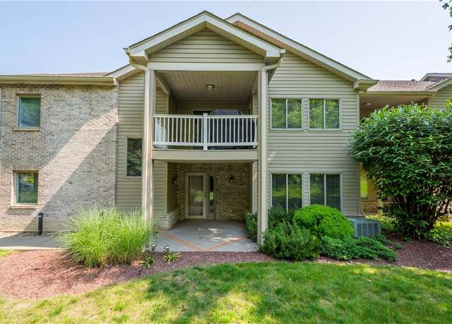 Property at 9404 Sundance Dr, South Fayette, PA 15017, 3 beds, 2.5 baths