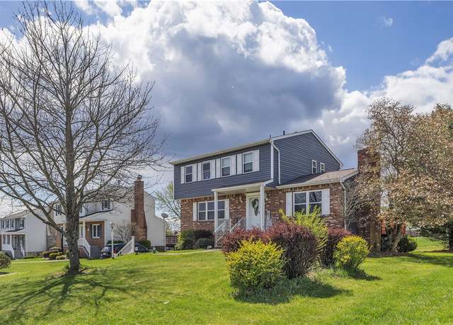 Property at 135 Rizzi Dr, Penn Twp - Wml, PA 15642, 3 beds, 2.5 baths