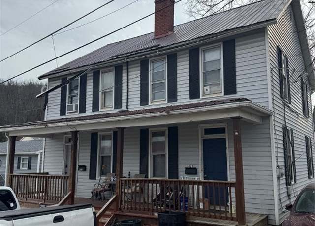 Property at 473 Ellsworth St, California, PA 15419, 2 beds, 1 bath