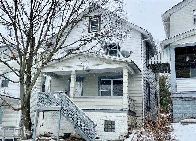 Property at 1520 Woodmont, Arnold, PA 15068, 3 beds, 1.5 baths