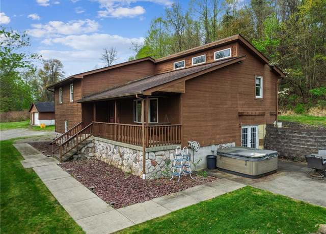 Property at 6 Elizabeth Ter, Jeannette, PA 15644, 3 beds, 3 baths