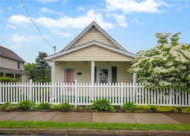 Property at 518 Grant Ave, Heidelberg, PA 15106, 2 beds, 1 bath