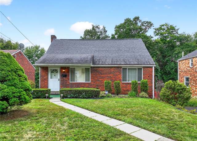 Property at 142 Briarwood Dr, Penn Hills, PA 15235, 3 beds, 1.5 baths