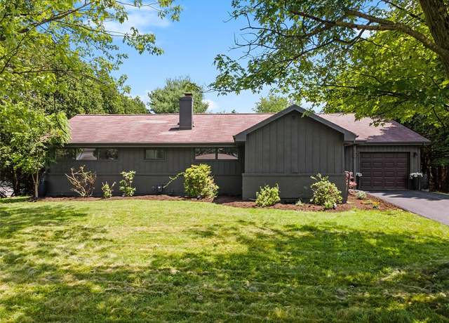 Property at 120 Mayer Dr, Ross Twp, PA 15237, 3 beds, 3 baths
