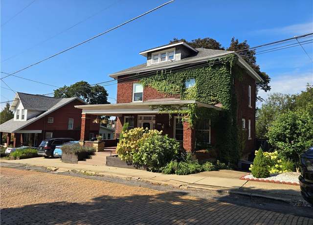 Property at 209 Oak St, City Of But Ne, PA 16001, 4 beds, 1.5 baths