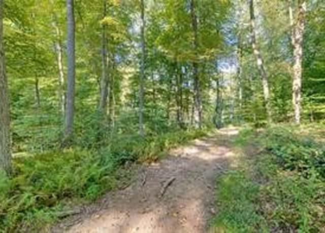 Property at 3282 7th St, Upper Burrell, PA 15068