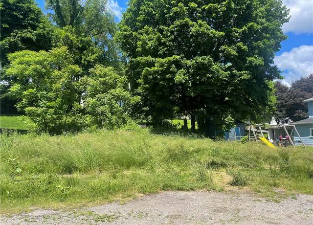 Property at 137 N Otter St, Mercer Boro - Mer, PA 16137