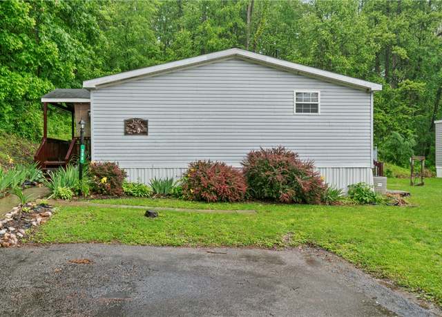 Property at 306 Evergreen Ct, Export, PA 15632, 3 beds, 2 baths