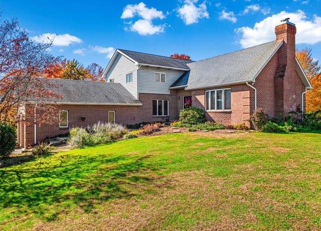 Property at 363 Hickernell Rd, Franklin Twp, PA 16123, 3 beds, 2 baths