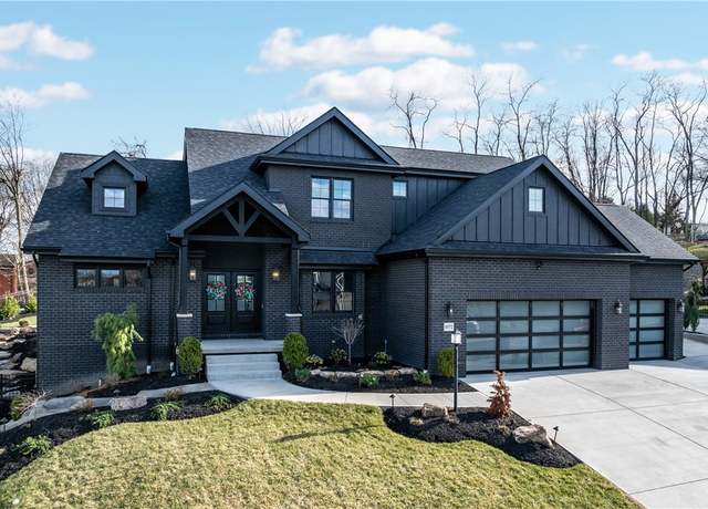 Property at 1072 Breezewood Dr, Cecil, PA 15317, 5 beds, 3.5 baths
