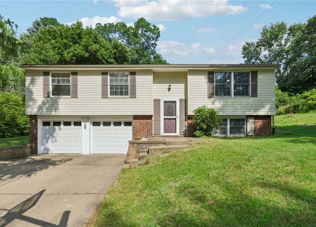 Property at 479 Diablo Dr, Upper St. Clair, PA 15241, 3 beds, 2 baths
