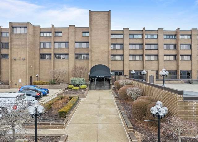 Property at 1000 Grandview Ave #1102, Mt Washington, PA 15211, 2 beds, 1.5 baths