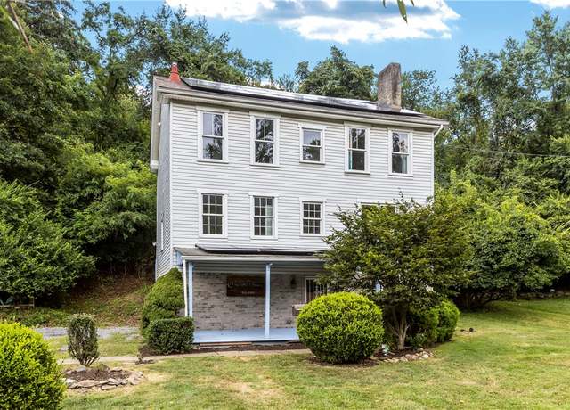Property at 194 Chartiers Ave, Crafton, PA 15205, 6 beds, 3 baths