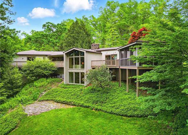Property at 314 Winters Rd, Penn Twp - But, PA 16002, 4 beds, 3.5 baths