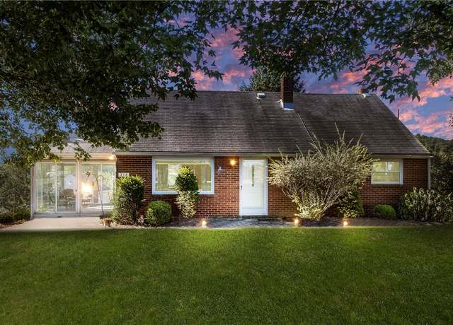 Property at 314 Pleasantview St, North Sewickley Twp, PA 15010, 4 beds, 1.5 baths