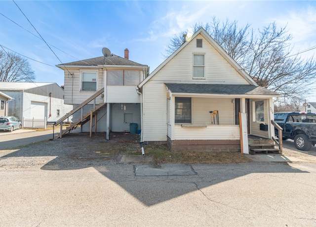 Property at 309 Peach St, City Of But Ne, PA 16001, 3 beds, 2 baths