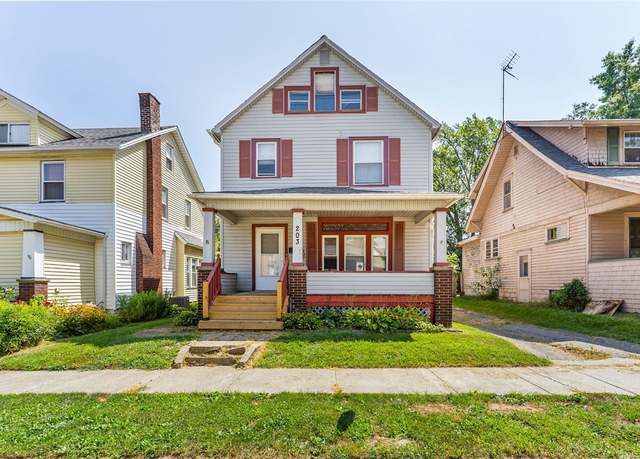 Property at 203 Baldwin Ave, Sharon, PA 16146, 4 beds, 1 bath
