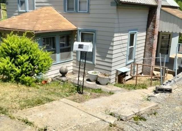 Property at 434 Hemlock St, Greater Johnstown School District, PA 15906, 4 beds, 2.5 baths