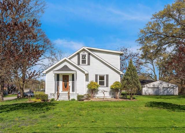 Property at 3584 Evergreen Rd, Pulaski Twp - Law, PA 16143, 3 beds, 2 baths