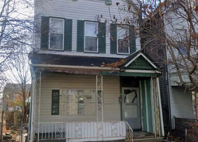 Property at 34 Mayflower St, Lincoln-larimer, PA 15206, 4 beds, 1 bath