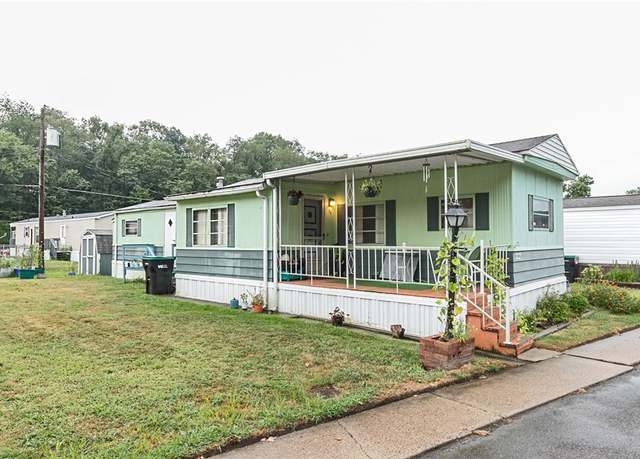 Property at 77 Hidden Valley Dr, Finleyville, PA 15332, 2 beds, 1 bath