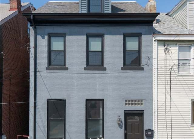 Property at 323 44th St, Lawrenceville, PA 15201, 3 beds, 2.5 baths