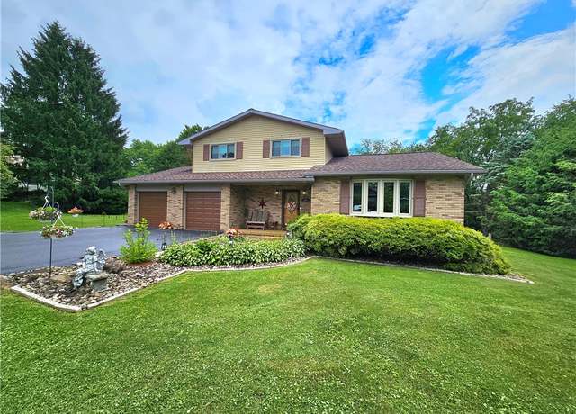 Property at 15 Pineview Ests, Sewickley Twp, PA 15089, 3 beds, 2 baths