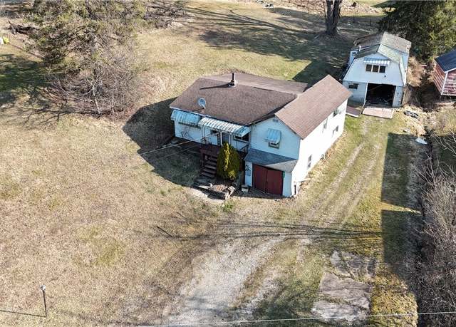 Property at 911 Old State Rd, Kiskiminetas Twp, PA 15613, 2 beds, 1 bath