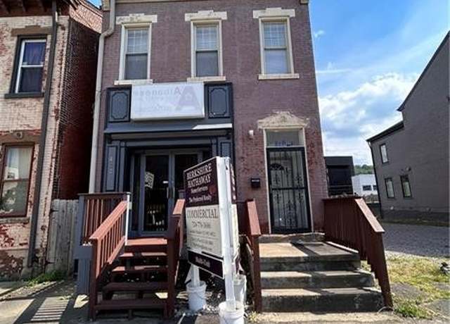 Property at 4020 Liberty Ave, Bloomfield, PA 15224, 2 beds, 1.5 baths
