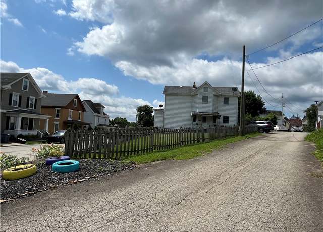 Property at 624 Sidney St, City Of Greensburg, PA 15601, 3 beds, 2.5 baths