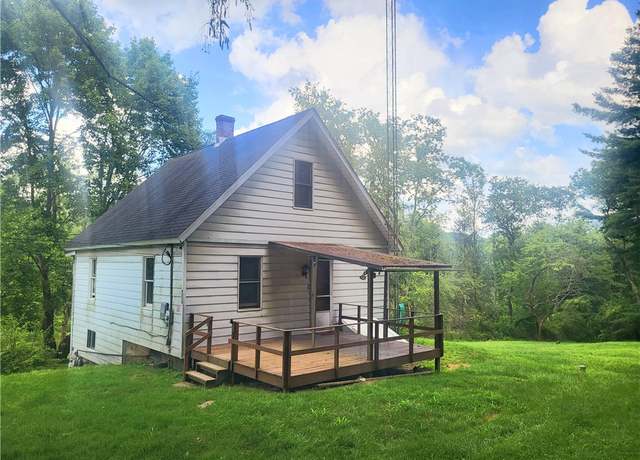 Property at 8028 Us Highway 322, Cranberry Twp - Ven, PA 16319, 3 beds, 1 bath