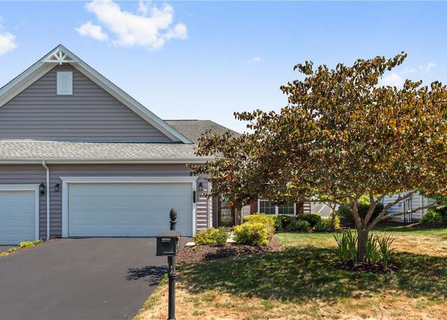 Property at 549 Pioneer Ln, Economy, PA 15042, 2 beds, 2 baths