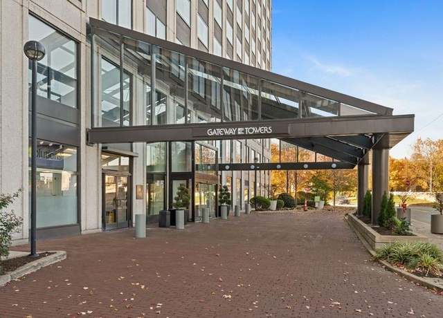 Property at 320 Fort Duquesne Blvd Unit 11-O, Downtown Pgh, PA 15222, 1 bed, 1 bath