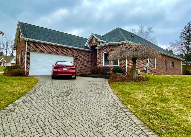 Property at 1610 Vineseian Pl, Wilkins Twp, PA 15145, 4 beds, 2 baths