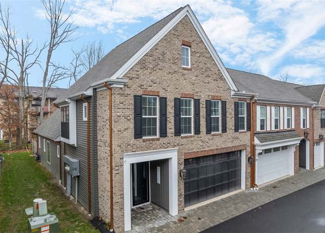 Property at 711 England Rd, Cranberry Twp, PA 16066, 3 beds, 2.5 baths