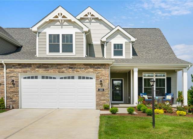 Property at 222 Noble Cir, Adams Twp, PA 16059, 3 beds, 3 baths