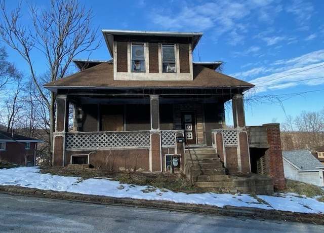 Property at 133 Lenawee Ave, Monessen, PA 15062, 7 beds, 2 baths