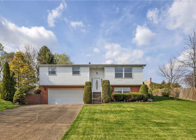 Property at 7 Torrington Dr, City Of Greensburg, PA 15601, 3 beds, 2.5 baths