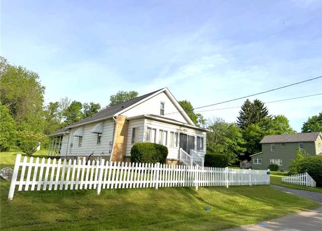 Property at 59 English Ave, Union Twp - Law, PA 16101, 3 beds, 1.5 baths